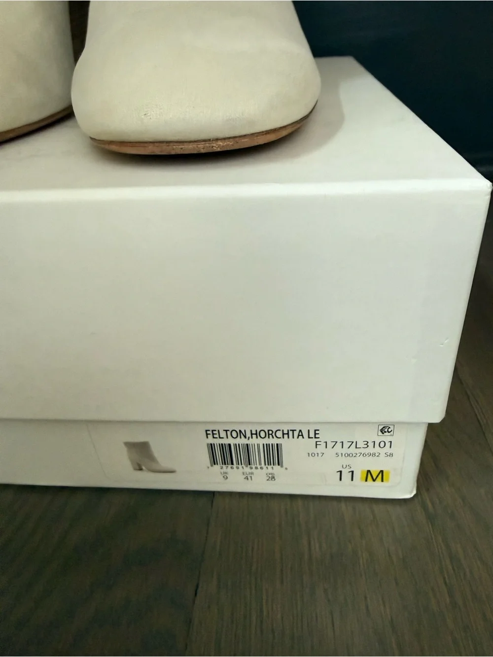 Vince Women’s Horchata Bootie in Felton Size 11 w box